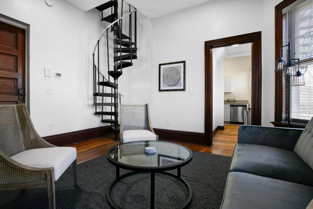 Victorian Cozy Retreat Steps To Clinic * Cleveland
