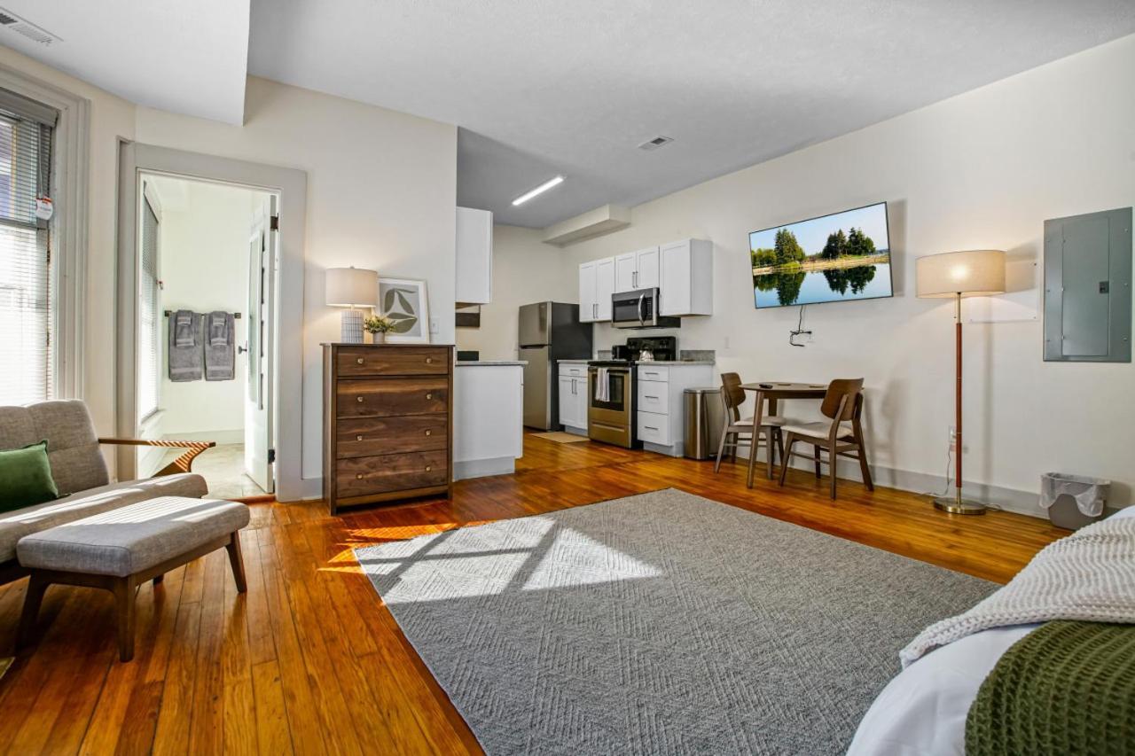 Victorian Cozy Retreat Steps To Clinic Hébergement de vacances Cleveland