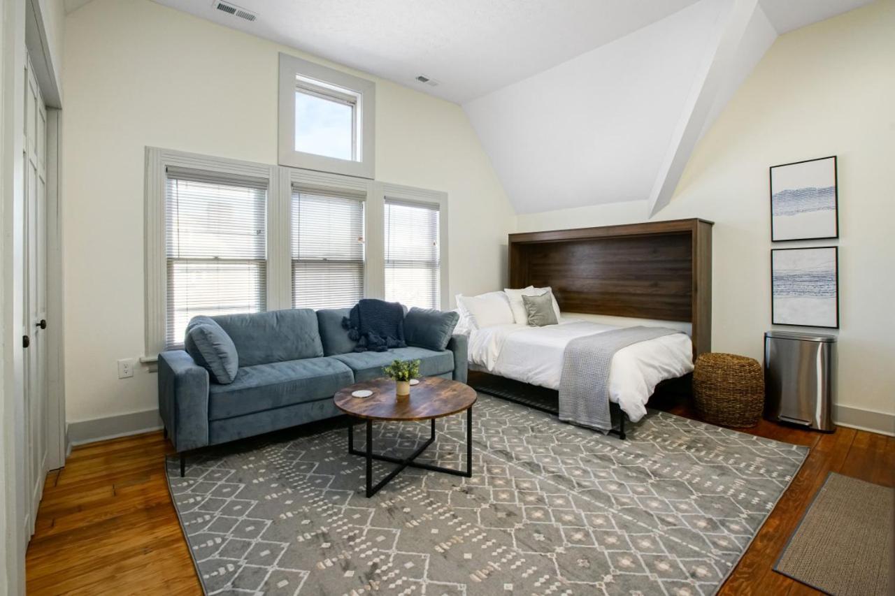 Victorian Cozy Retreat Steps To Clinic Cleveland