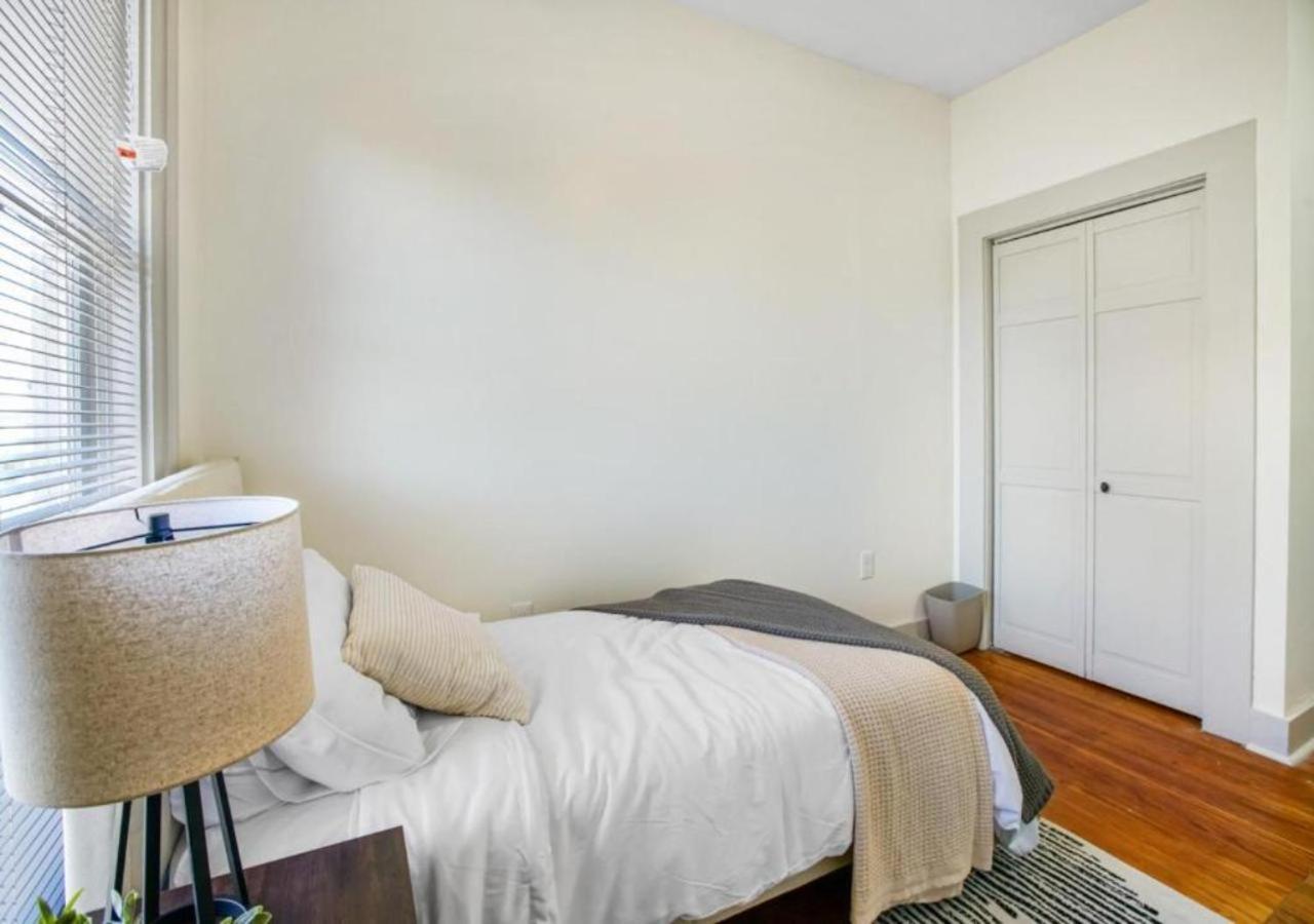 Victorian Cozy Retreat Steps To Clinic Hébergement de vacances *